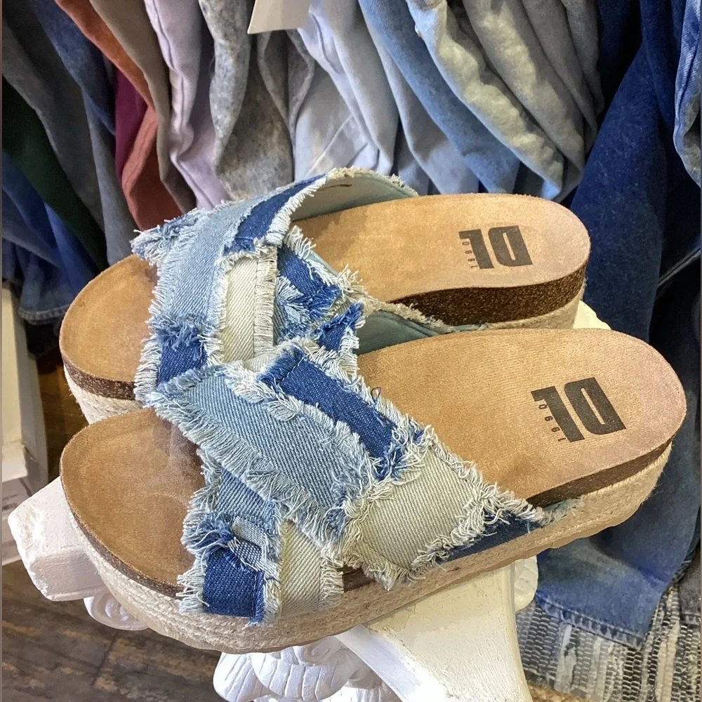 Dirty Laundry Blue Frayed Denim Platform Slide Sandals